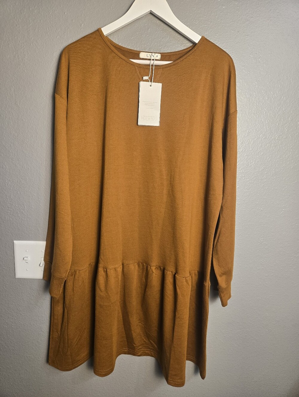 UVN Brown Drop Waist Long Sleeve Dress Size Xl